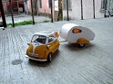 1:18 Revell BMW Isetta 250 1955 Yellow/White